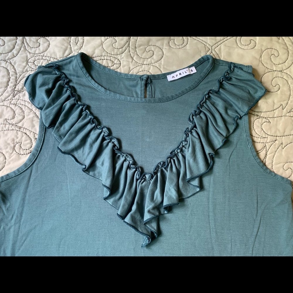 APRIL Ruffled Tank Top - Picture 2 of 8